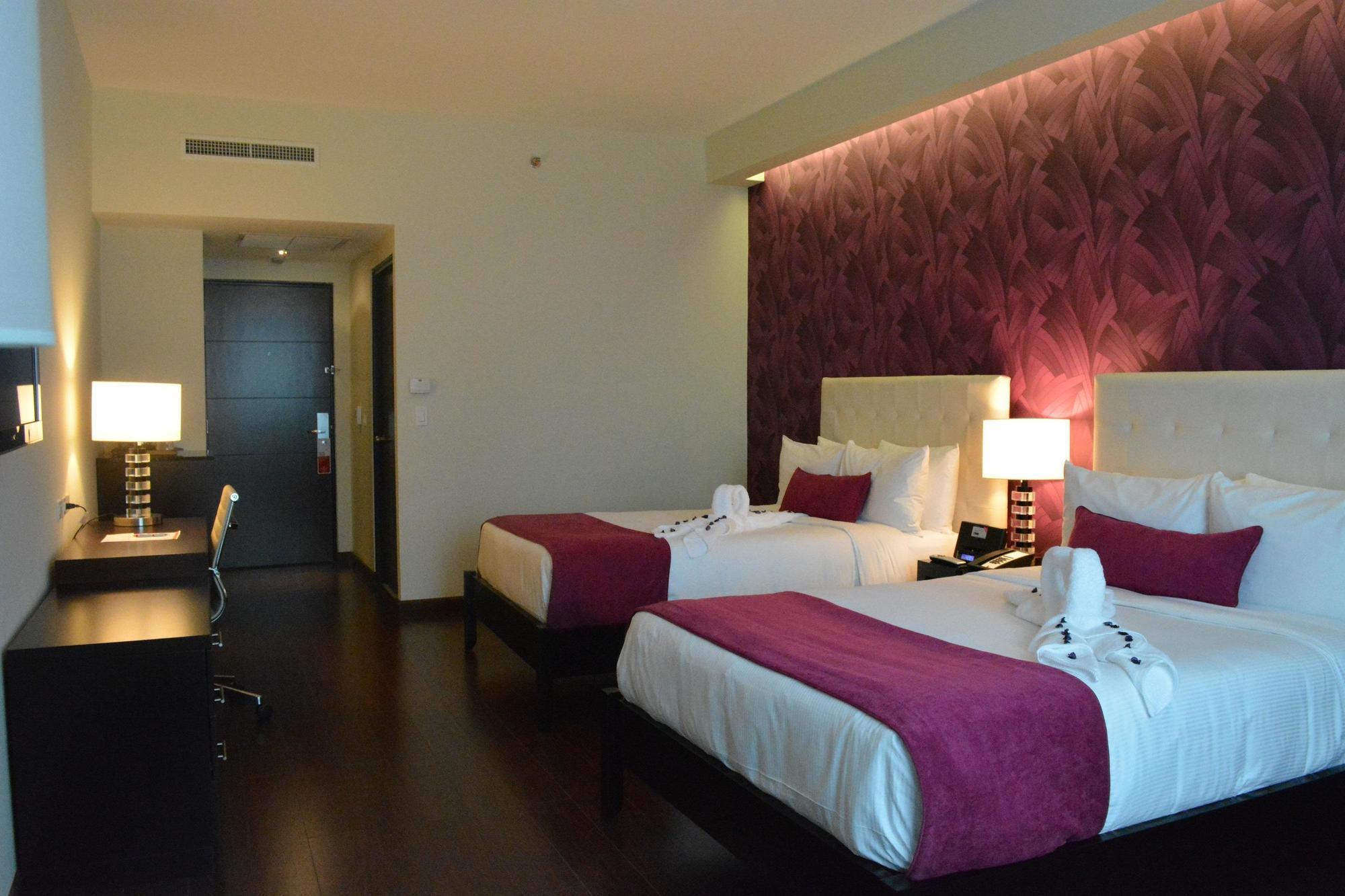 Hotel Ramada Plaza By Wyndham Panama Punta Pacifica Exterior foto